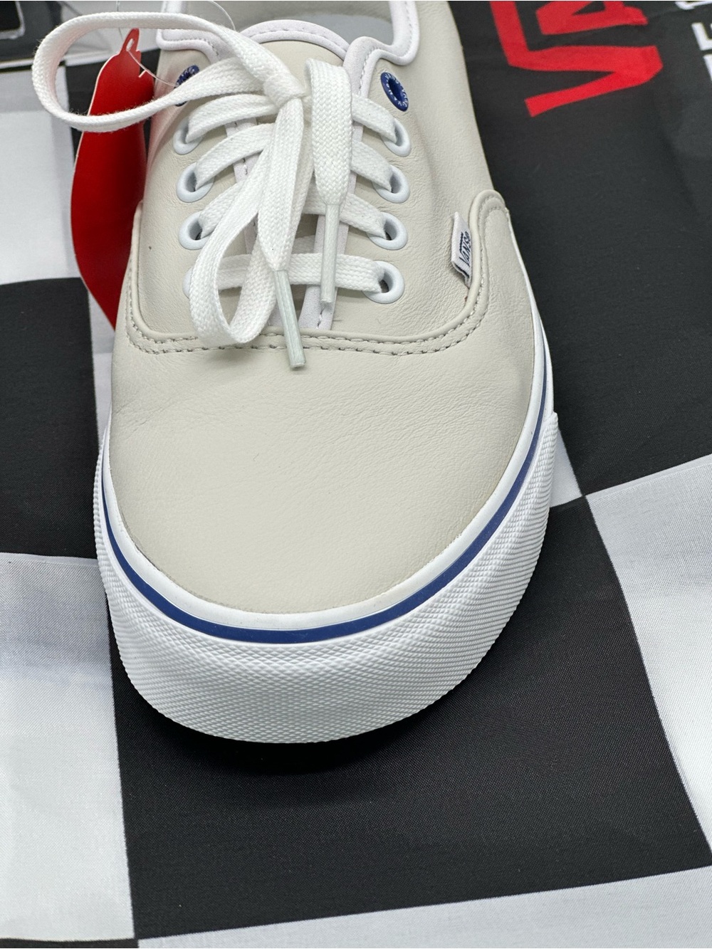 Vans Low-Top Sneakers in Off-White with Navy Trim - Picture 2 of 11